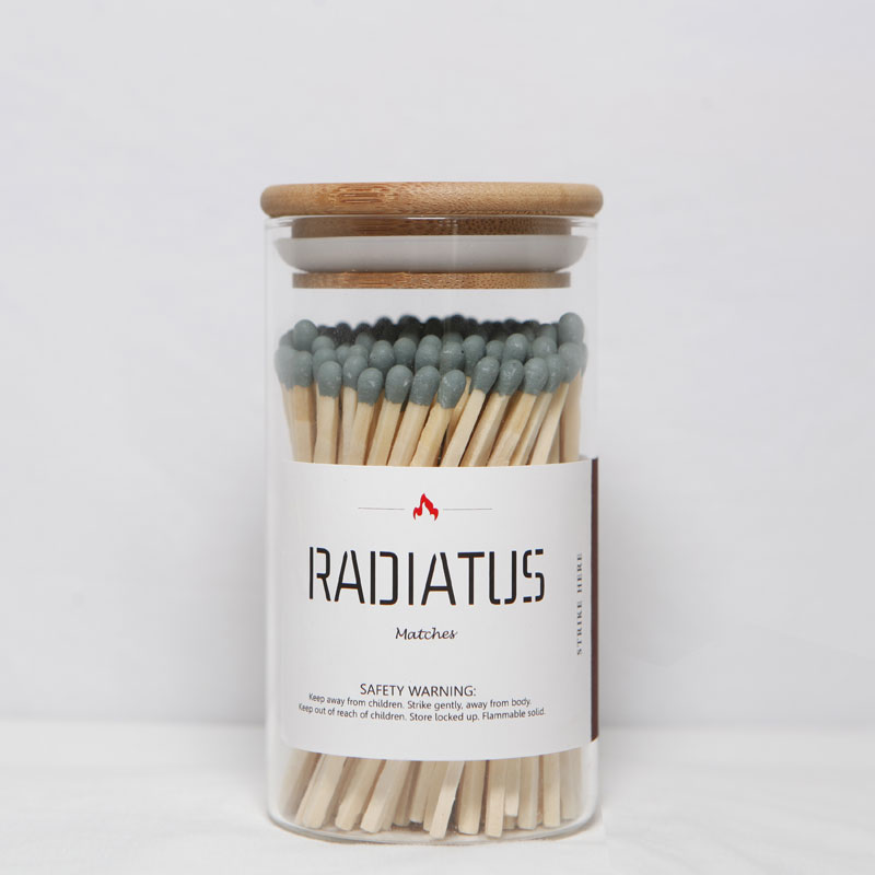 Farbige Safety Matches in Jar